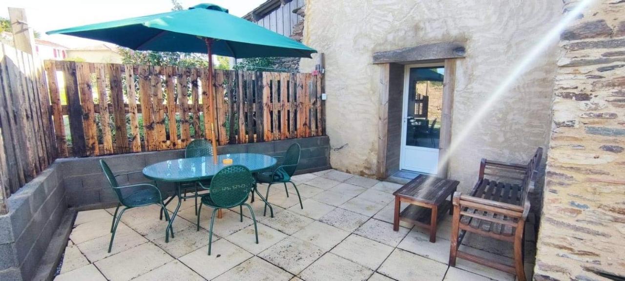 Gite Mimosa Saint-Florent-des-Bois ภายนอก รูปภาพ